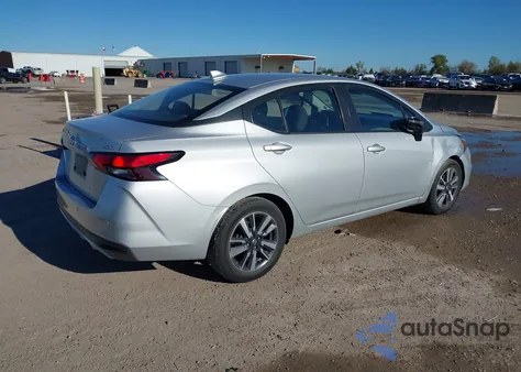 2021 Nissan Versa Sv Xtronic Cvt z USA, uszkodzony, nr VIN 3N1CN8EV5ML822080